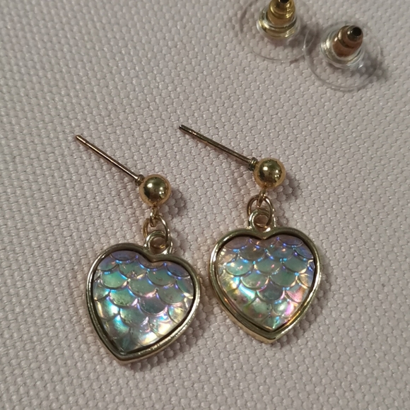 Earring - Picture 2 of 2